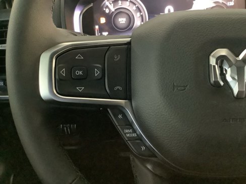 New 2026 RAM 1500 4x4 Crew Cab image 16