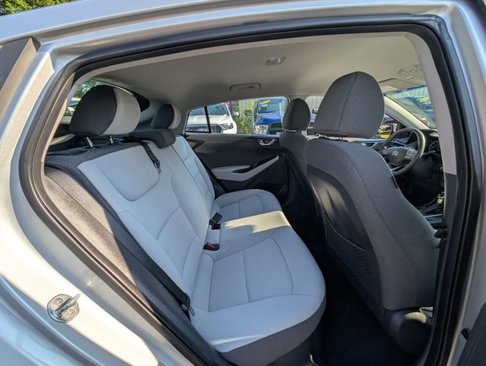 Used 2021 Hyundai Ioniq Blue image 10