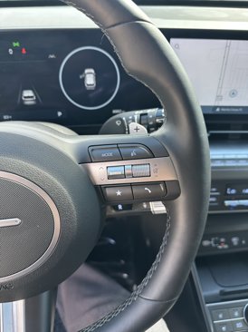 Used 2025 Hyundai Kona Limited image 23