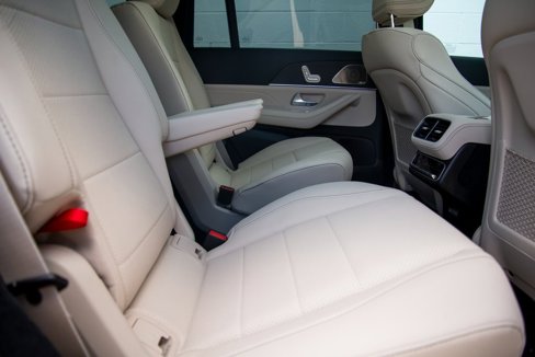 Used 2025 Mercedes-Benz GLS 450 4MATIC image 24