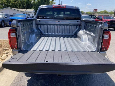 New 2026 GMC Canyon Elevation image 11