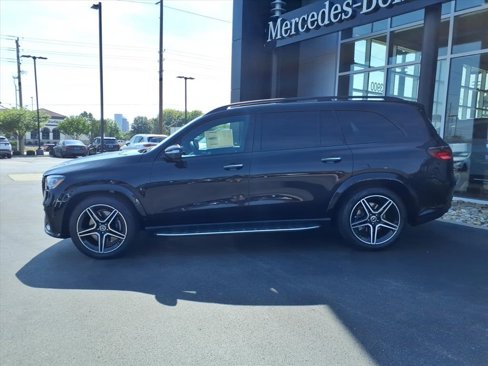New 2026 Mercedes-Benz GLS 450 4MATIC image 3