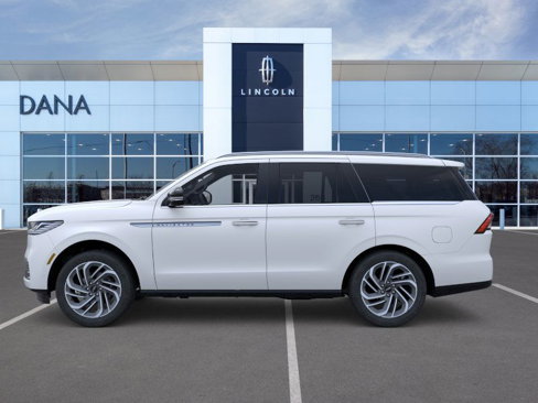 New 2025 Lincoln Navigator Reserve image 3