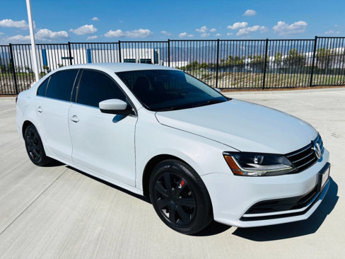 Used 2017 Volkswagen Jetta S image 2