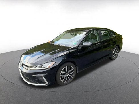 Used 2025 Volkswagen Jetta SE image 7