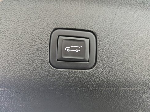 Used 2023 Chevrolet Tahoe Premier image 19