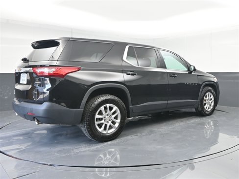 Used 2020 Chevrolet Traverse LS image 5