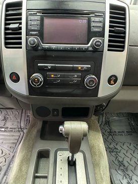 Used 2018 Nissan Frontier SV image 18