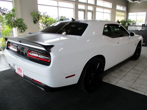 Used 2021 Dodge Challenger R/T Scat Pack w/ Shaker Package image 5