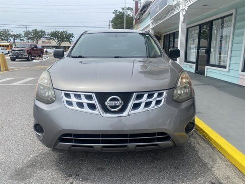 Used 2014 Nissan Rogue S image 2
