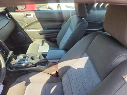 Used 2008 Ford Mustang Premium image 18