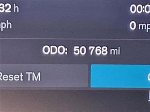 Used 2022 Volvo XC60 B5 Momentum w/ Climate Package image 24