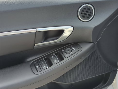 Used 2023 Hyundai Sonata SEL image 22
