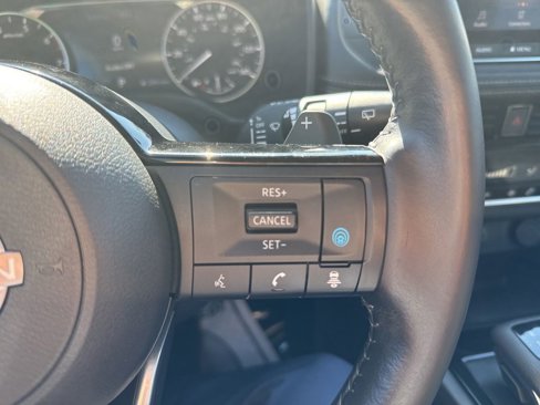 Used 2022 Nissan Rogue SV w/ SV Premium Package image 28