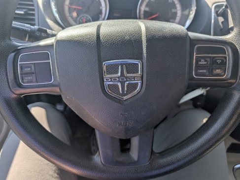 Used 2015 Dodge Grand Caravan SXT image 18