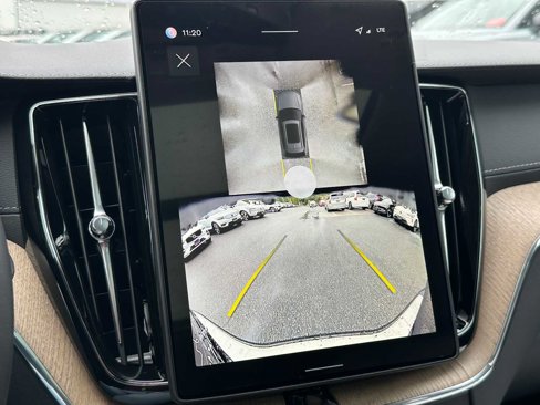 New 2026 Volvo XC60 B5 Ultra w/ Protection Package Premier image 24
