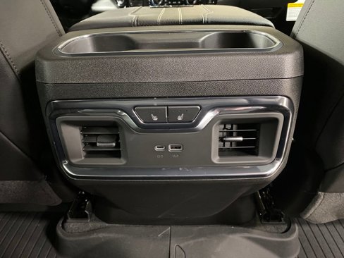 New 2025 Chevrolet Silverado 3500 High Country w/ High Country Premium Package image 23