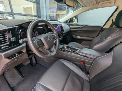 Used 2022 Lexus NX 350 AWD image 4