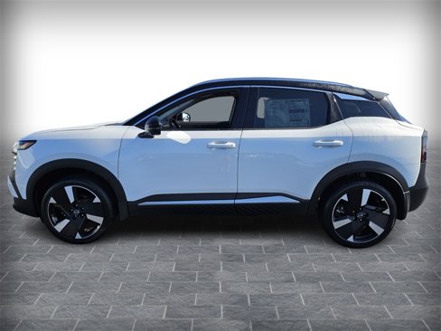 New 2025 Nissan Kicks SR w/ SR Premium Package image 3