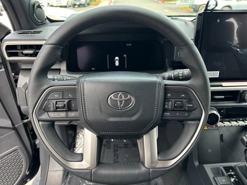 Certified 2025 Toyota 4Runner Limited image 18