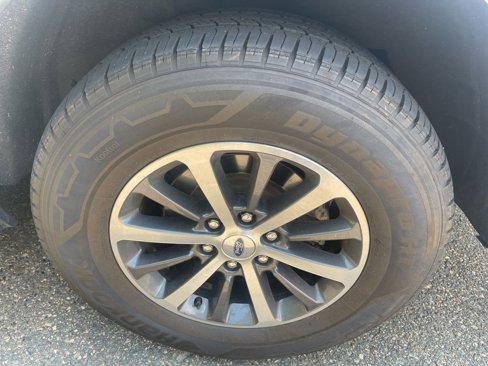 Used 2021 Ford Expedition XLT image 18