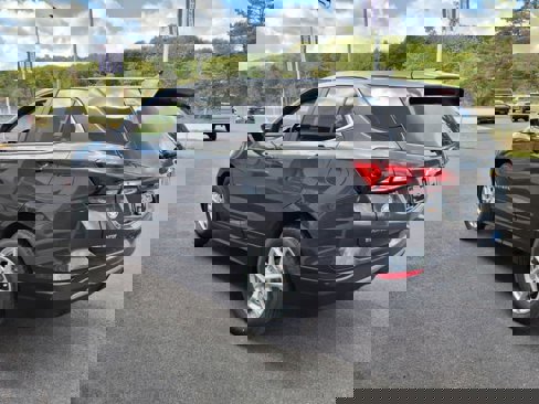 Used 2022 Chevrolet Equinox LT image 4