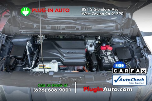 Used 2025 Nissan Leaf S image 12