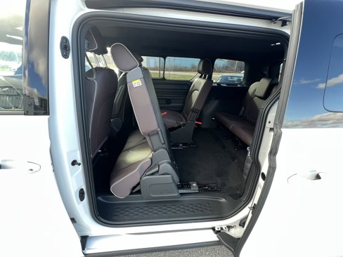 New 2025 Volkswagen ID. Buzz Pro S image 21