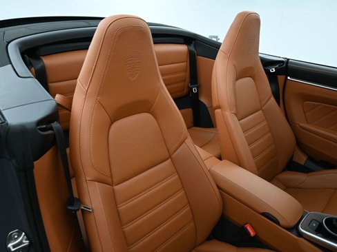 Certified 2025 Porsche 911 Carrera image 11