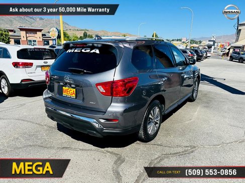 Used 2020 Nissan Pathfinder S image 21