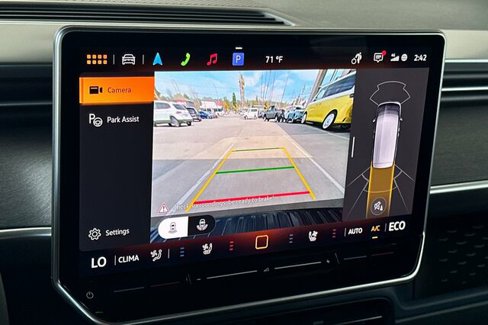 New 2025 Volkswagen ID. Buzz Pro S image 19