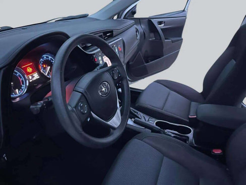 Used 2018 Toyota Corolla LE image 10