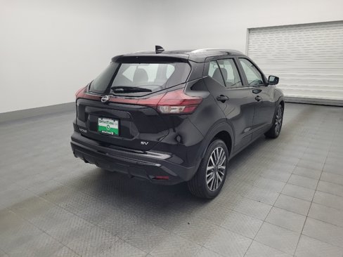 Used 2024 Nissan Kicks SV image 9