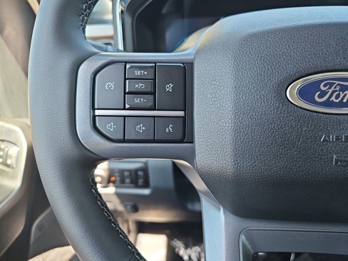 New 2026 Ford F350 4x4 Crew Cab Super Duty image 16