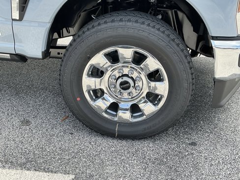 New 2025 Ford F250 XL image 4