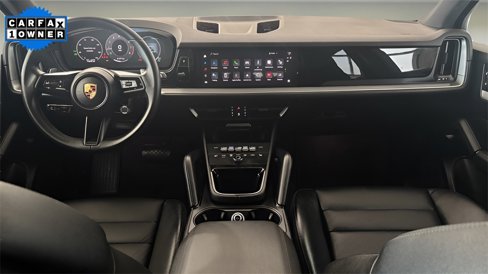 Used 2024 Porsche Cayenne image 9