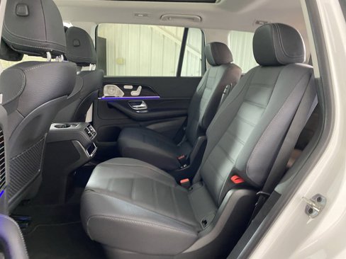 New 2025 Mercedes-Benz GLS 450 4MATIC image 15