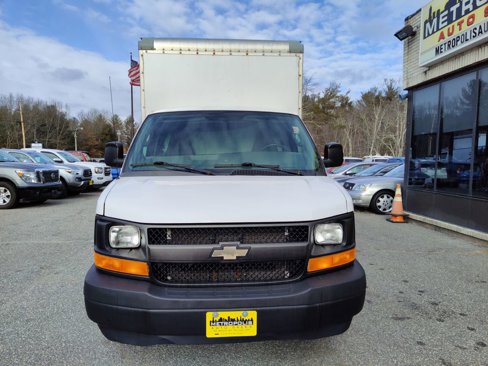 Used 2017 Chevrolet Express 3500 image 3