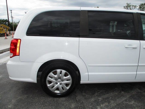 Used 2017 Dodge Grand Caravan SE w/ Power Window Group image 12