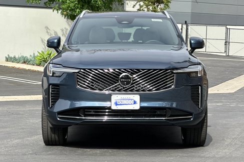New 2026 Volvo XC90 B5 Plus image 3