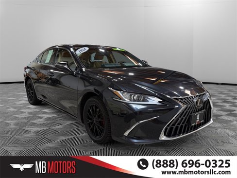 Used 2024 Lexus ES 300h image 1