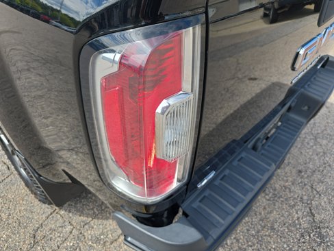 Used 2021 GMC Canyon AT4 w/ Driver Alert Package image 36