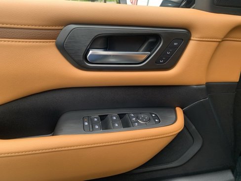 New 2025 Nissan Armada SL image 10