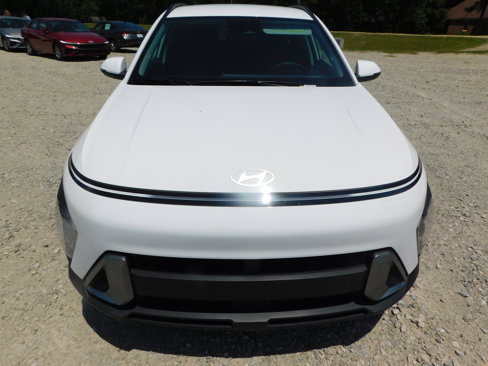 New 2025 Hyundai Kona SEL image 2