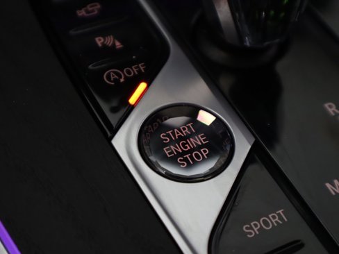Used 2022 BMW X7 M50i image 64