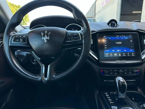 Used 2018 Maserati Ghibli GranLusso image 33