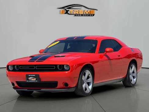 Used 2017 Dodge Challenger SXT w/ Super Sport Group (SS/T) image 1