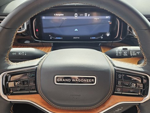 Used 2023 Jeep Grand Wagoneer Series III image 22
