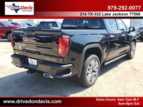 New 2026 GMC Sierra 1500 Denali w/ Denali Reserve Package image 3