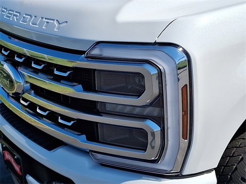 Certified 2024 Ford F250 Platinum image 28